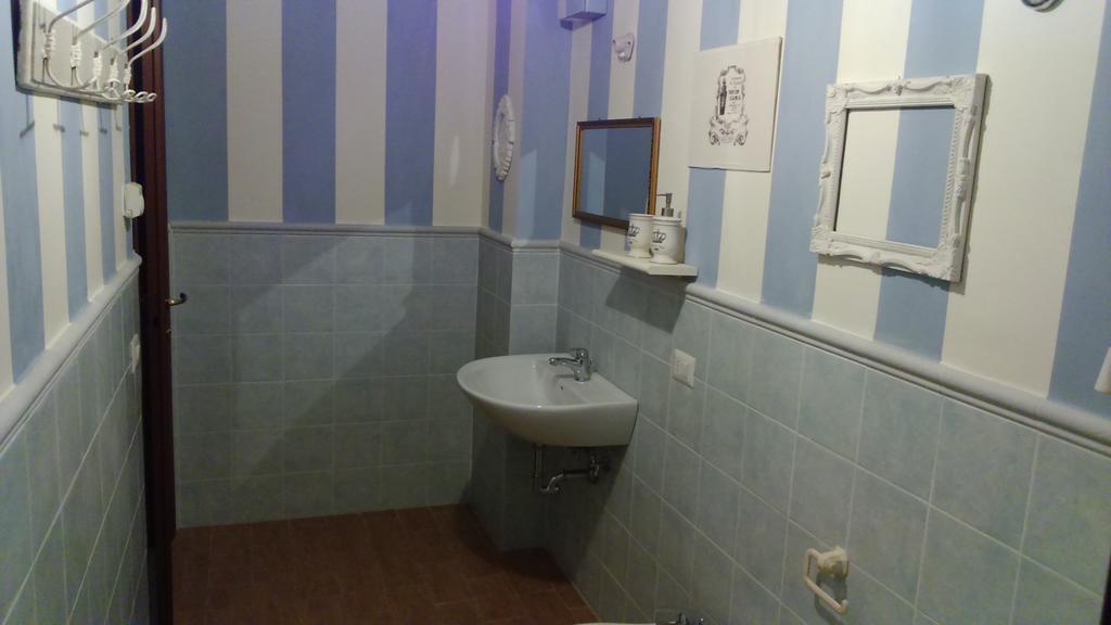 Nonna Caro Hotel Fermo Bagian luar foto