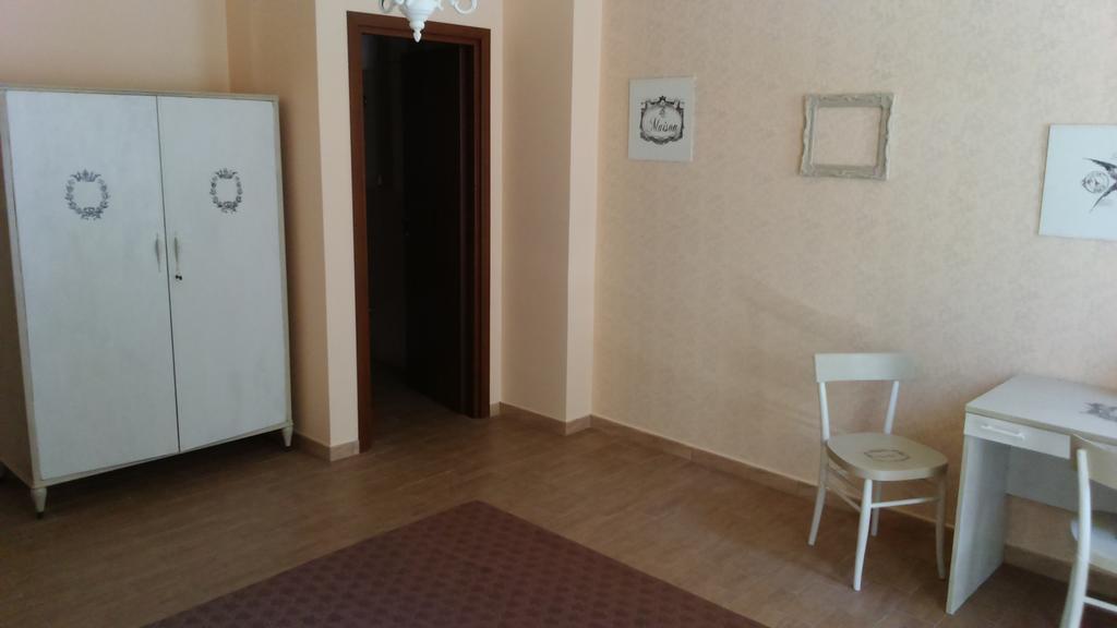 Nonna Caro Hotel Fermo Bagian luar foto